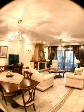 Maria's Sweet Home